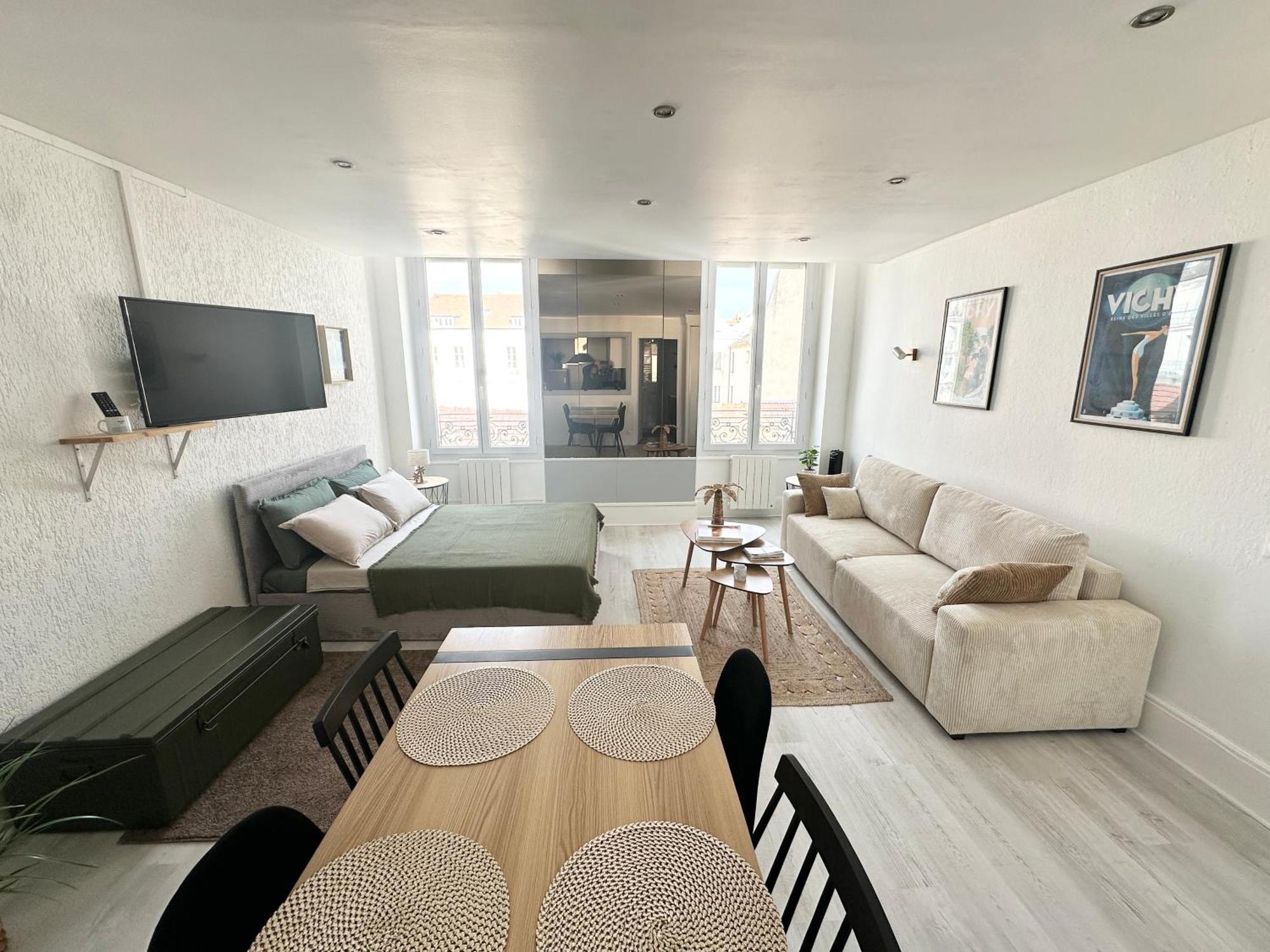 Cosy Parcs Opera Apartment *